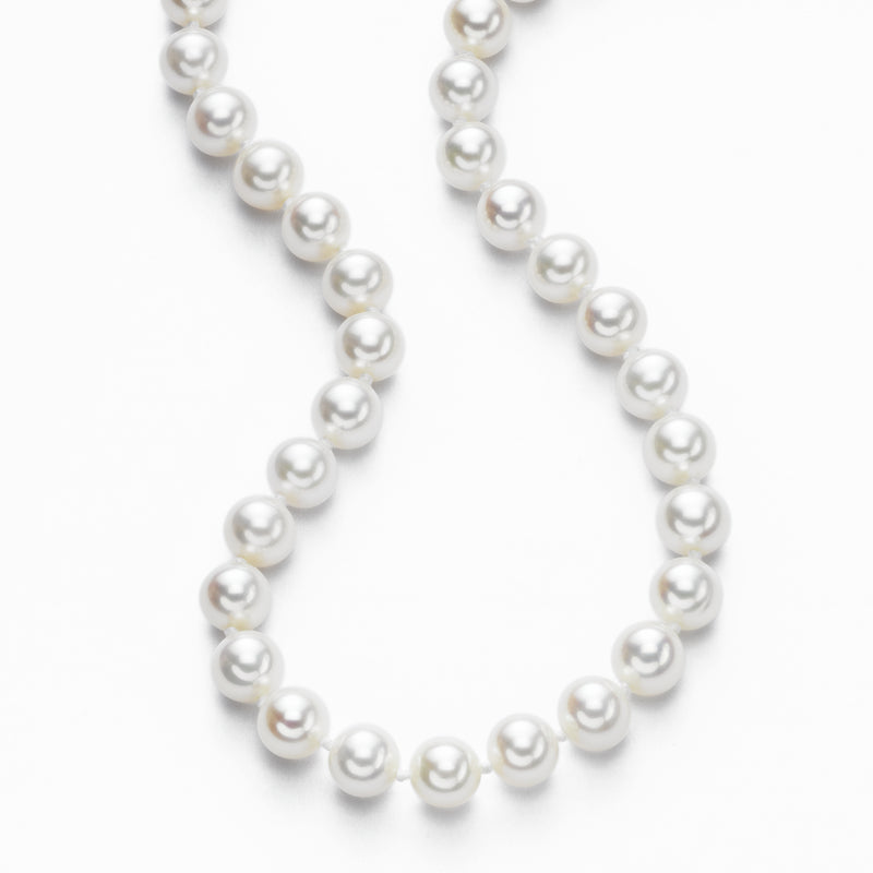 Japanese Saltwater Cultured Pearls, 7.5 x 7 mm, 18 Inches